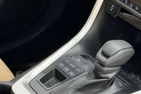 تویوتا، راوفور