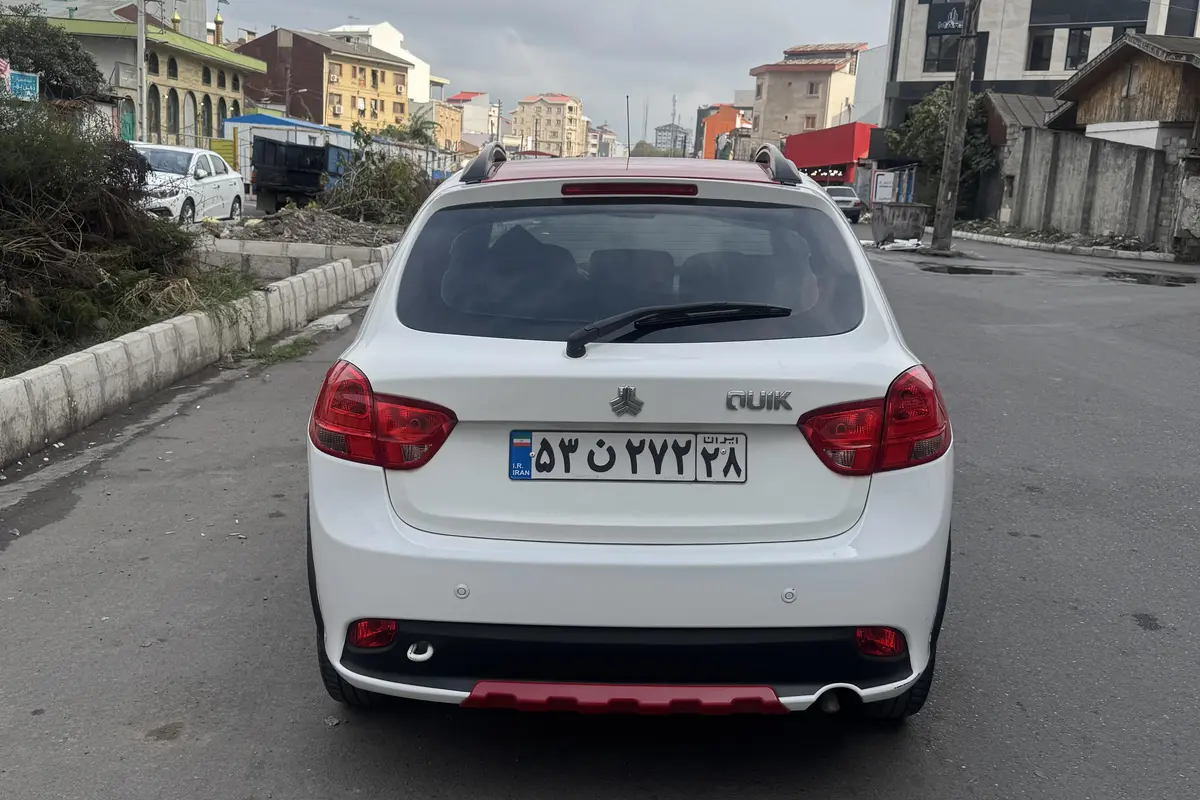 کوییک،  دنده ای R