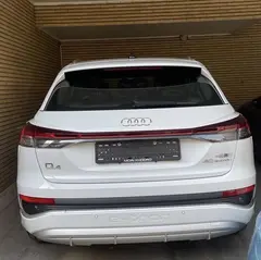 آئودی، Q4 e-tron