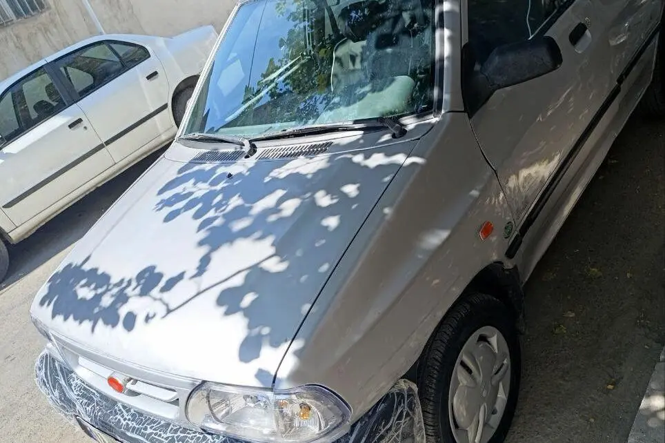 پراید،  صندوق دار