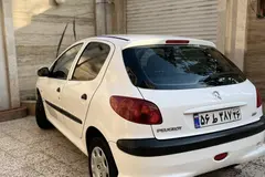 پژو، 206