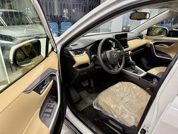 تویوتا، راوفور