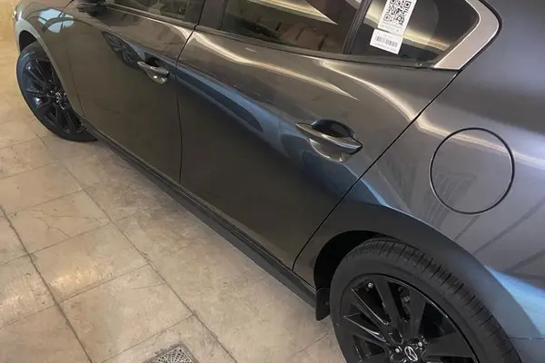 مزدا، 3 وارداتی