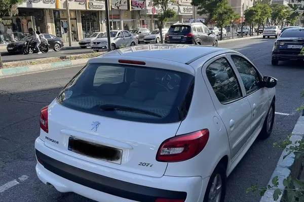 پژو  207