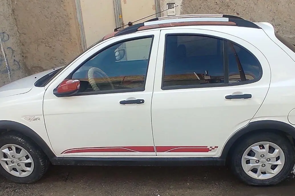 کوییک،  دنده ای R