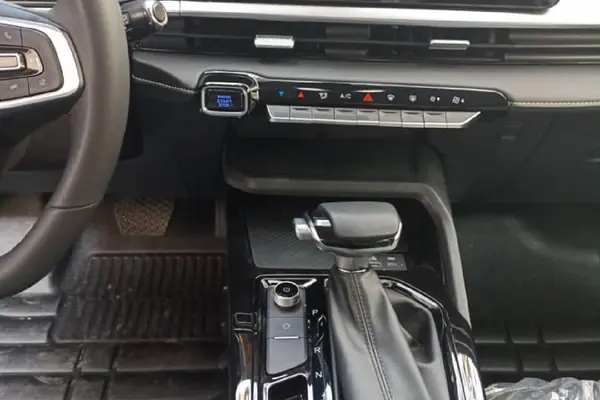 ام وی ام، X33 کراس