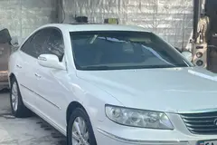 هیوندای، آزرا (گرنجور)