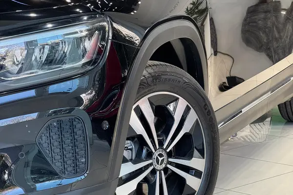 بنز، کلاس GLB