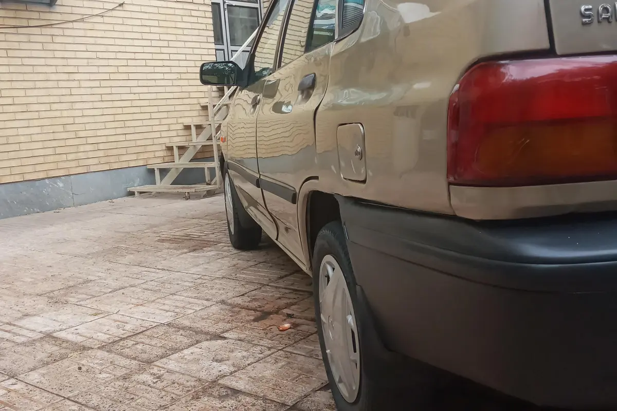 پراید،  صندوق دار