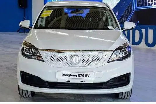 دانگ فنگ  E70