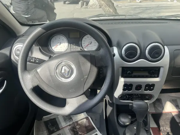 رنو، ساندرو