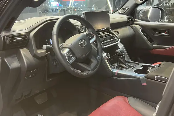 تویوتا، لندکروز چهار در