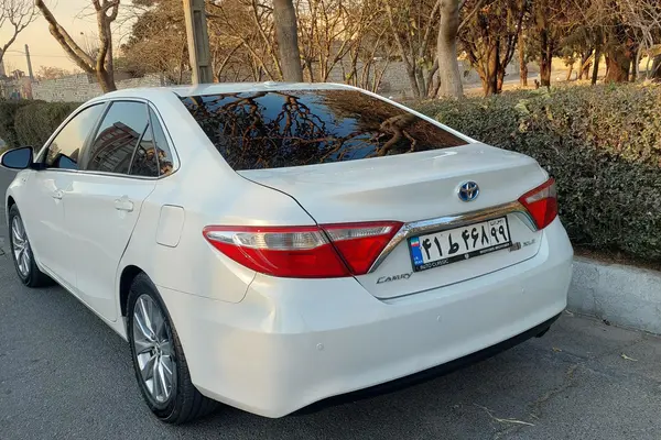 تویوتا، کمری هیبرید