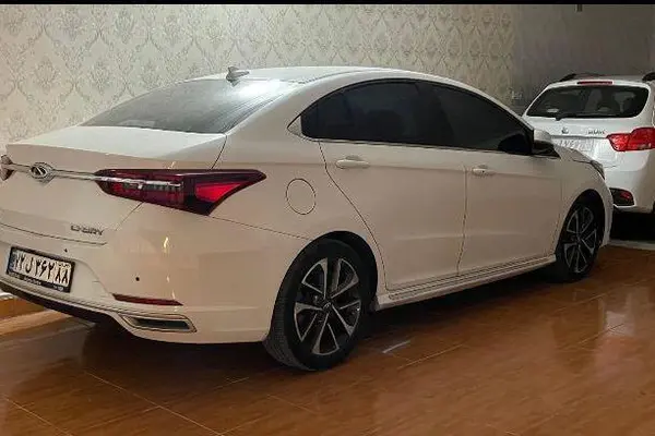 چری، آریزو 6