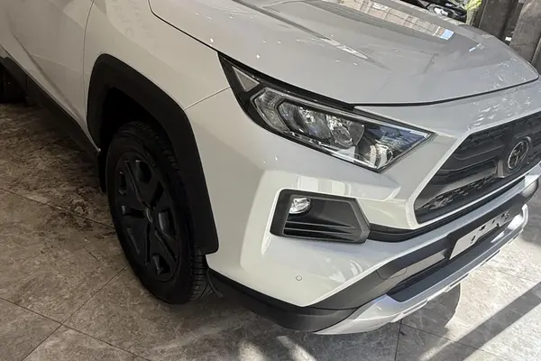 تویوتا، راوفور