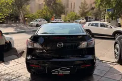 مزدا، 3 نیو صندوق دار
