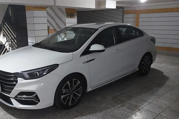 فونیکس، آریزو 6 پرو