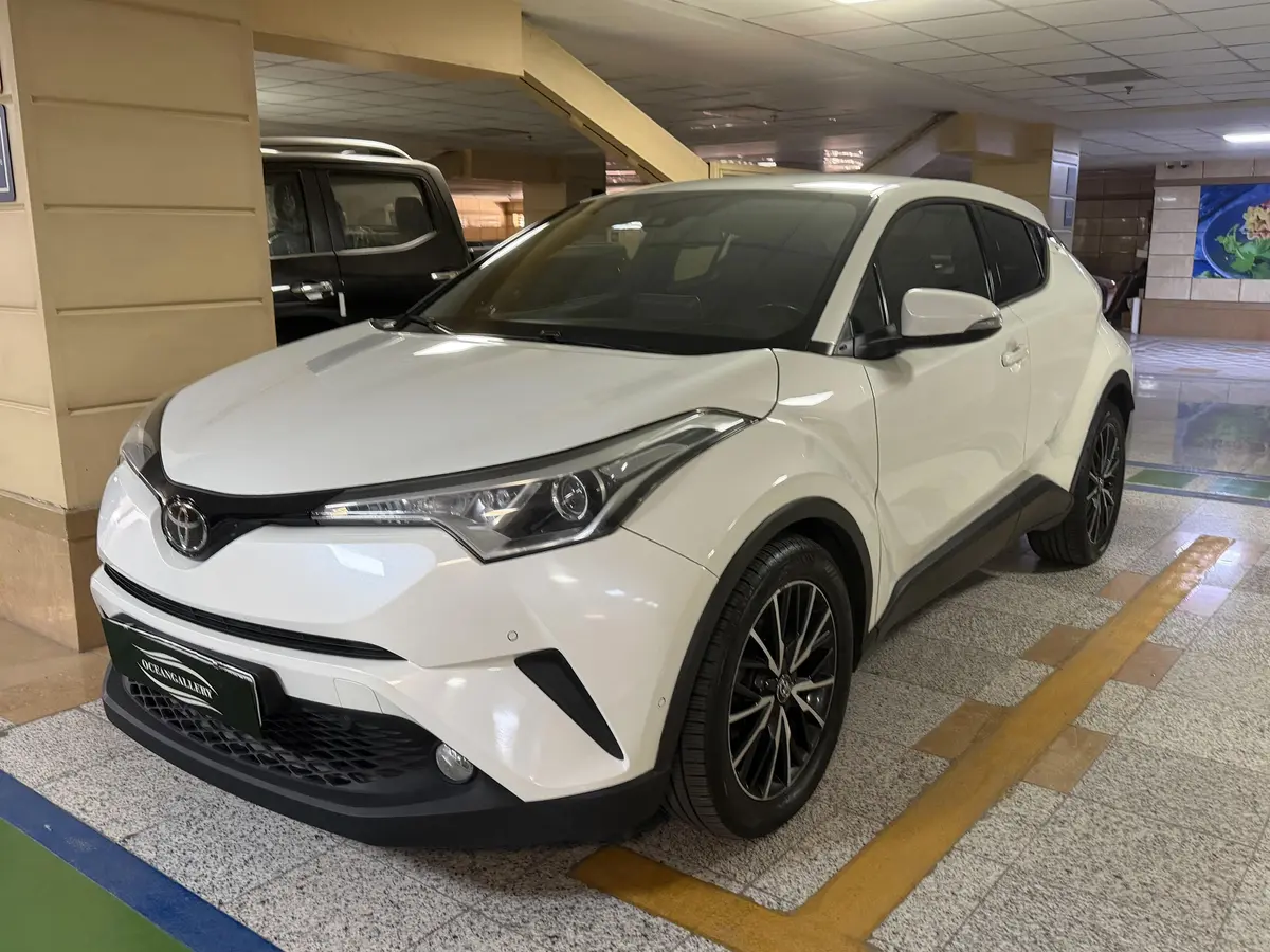 تویوتا،  C-HR هیبرید
