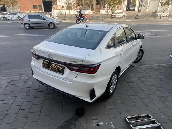 تویوتا، یاریس صندوق دار