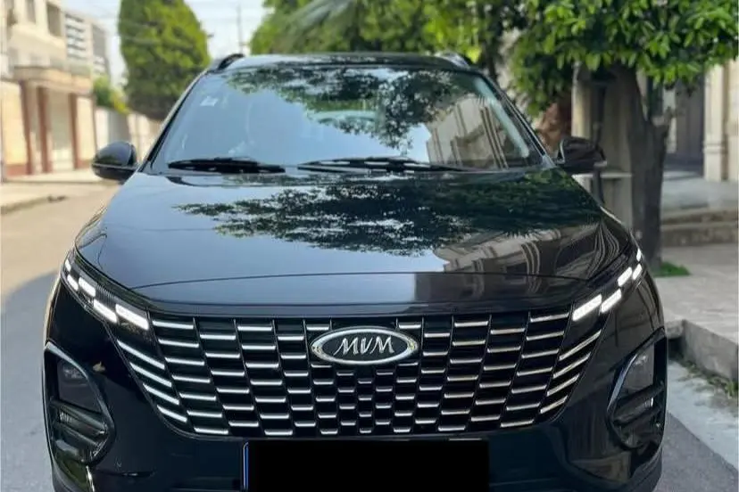 پیش فروش ام وی ام،  X33 کراس