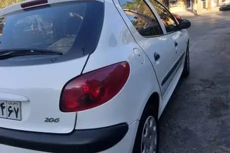 پژو، 206