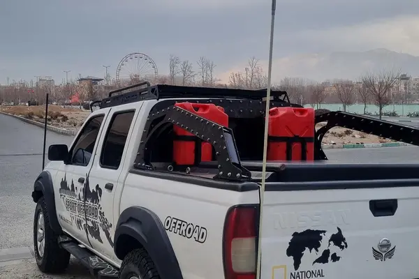 نیسان، پیکاپ دو کابین