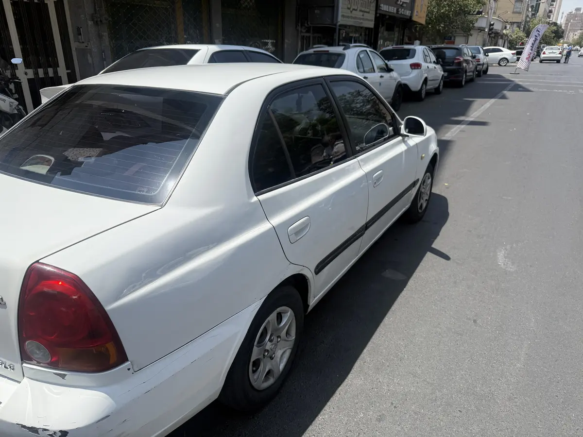 هیوندای،  ورنا