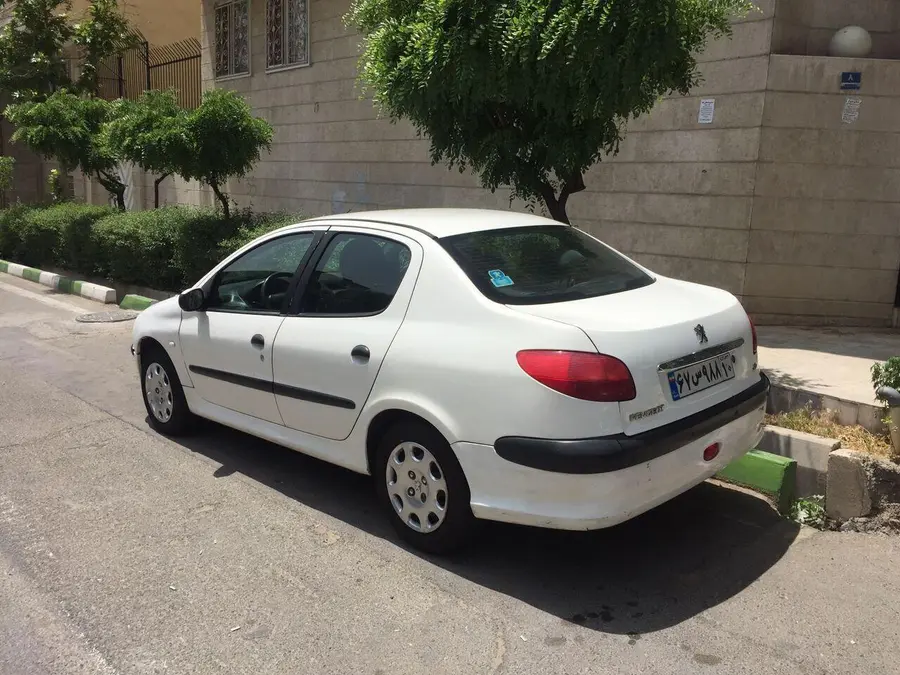 پژو، 206 SD