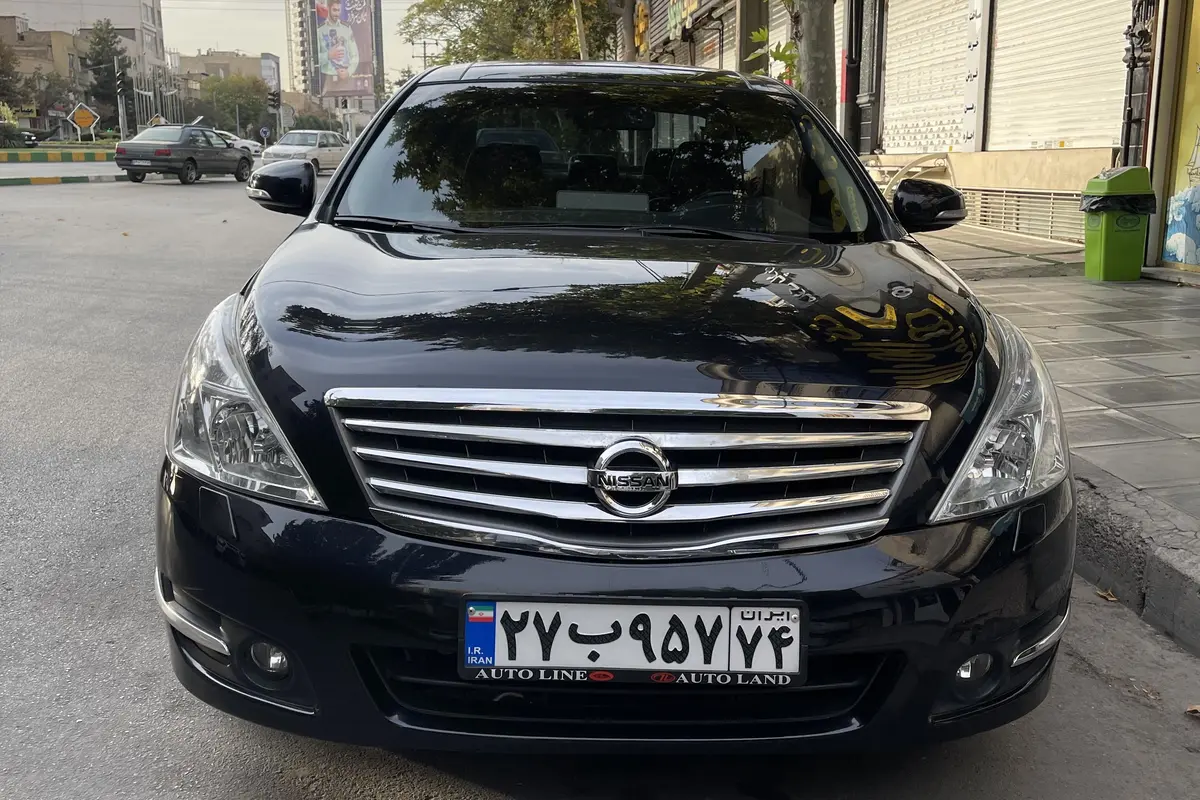 نیسان،  تیانا