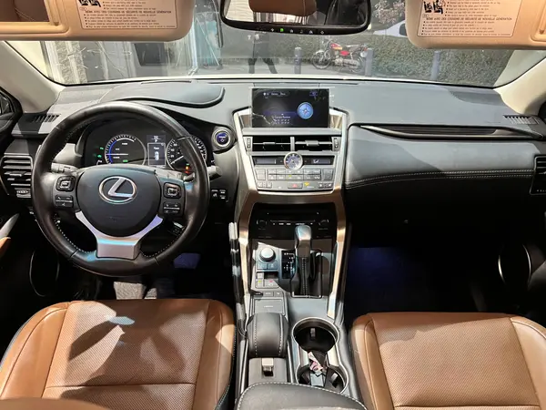 لکسوس، NX هیبرید