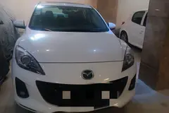 مزدا، 3 نیو صندوق دار