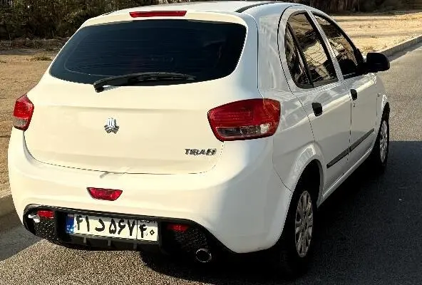 تیبا، هاچ بک