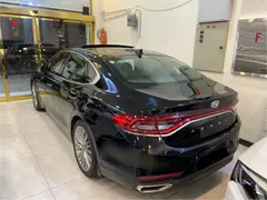 هیوندای، آزرا (گرنجور)