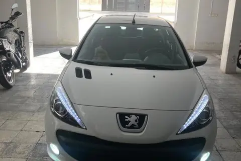 پژو، 207 صندوقدار