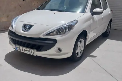 پژو، 207