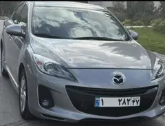 مزدا، 3 نیو صندوق دار