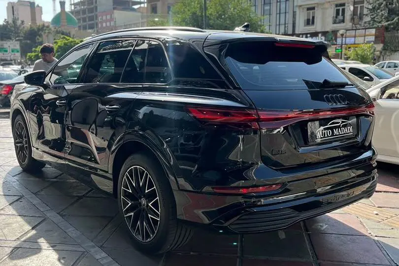 آئودی،  Q5 e-tron