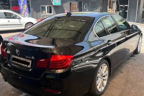 ب ام و، سری 5 سدان