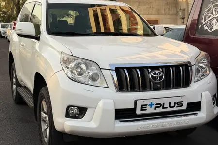 تویوتا پرادو دو در