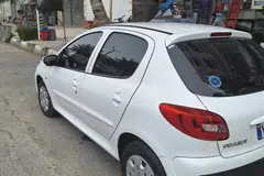 پژو، 207