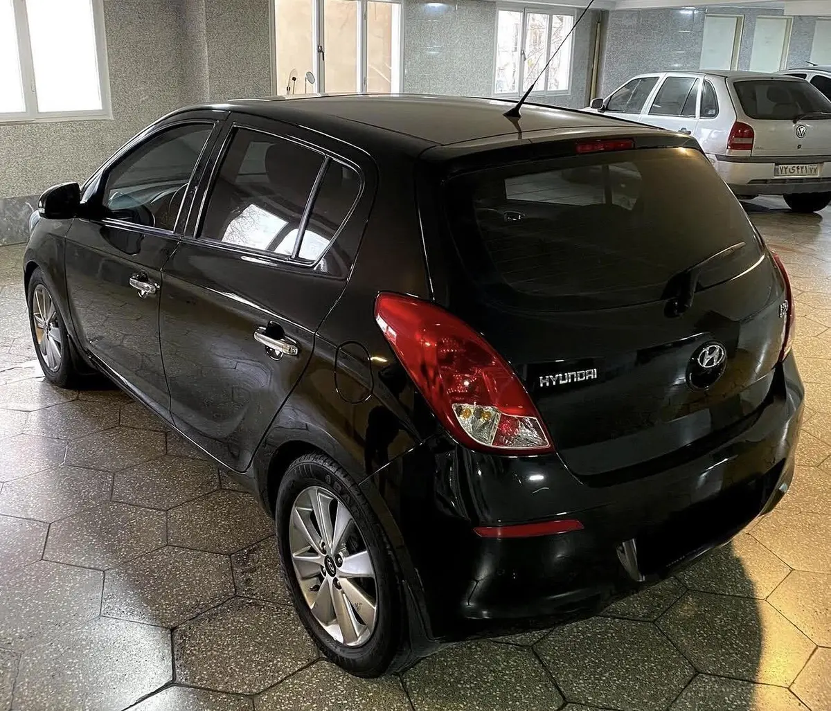 هیوندای،  i20