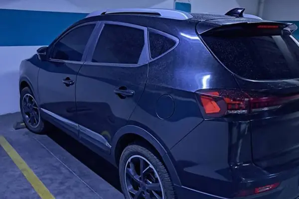 کی ام سی  X5