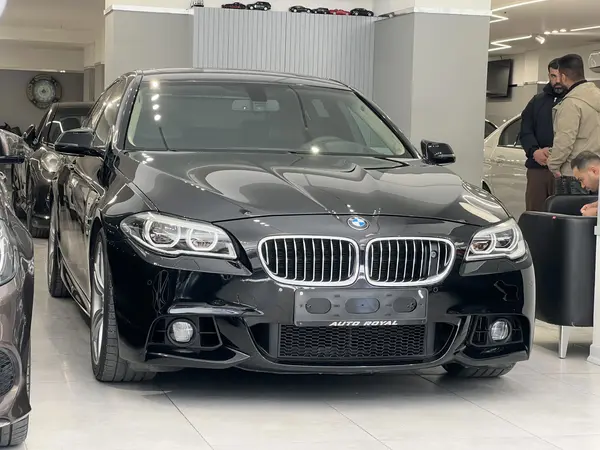 ب ام و، سری 5 سدان