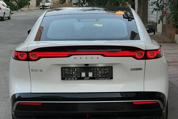 مزدا  EZ6
