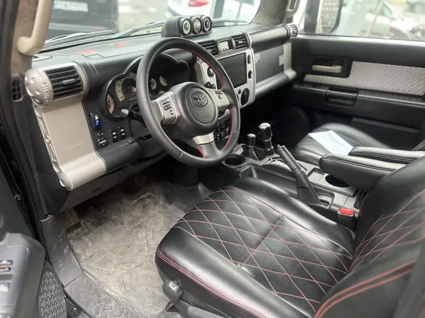 تویوتا، اف جی کروز