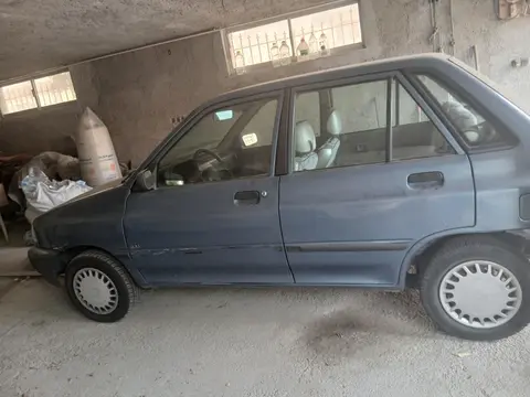 پراید، صندوق دار