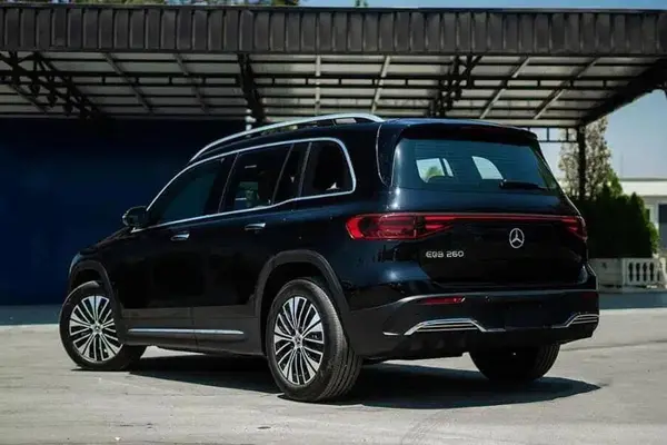 پیش فروش بنز، کلاس EQB