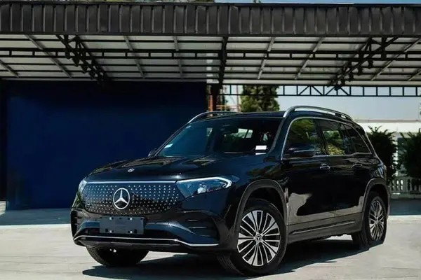 پیش فروش بنز، کلاس EQB