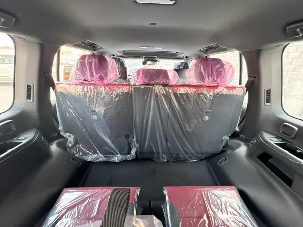 تویوتا، لندکروز چهار در