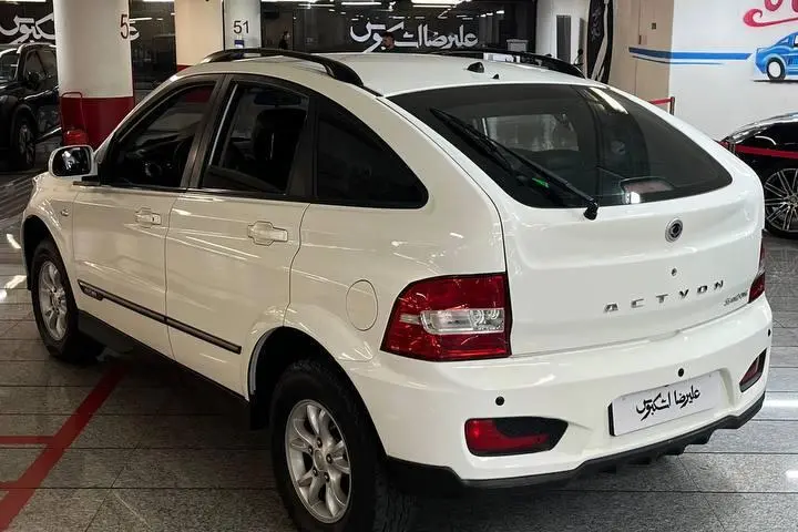 سانگ یانگ (KGM)،  اکتیون
